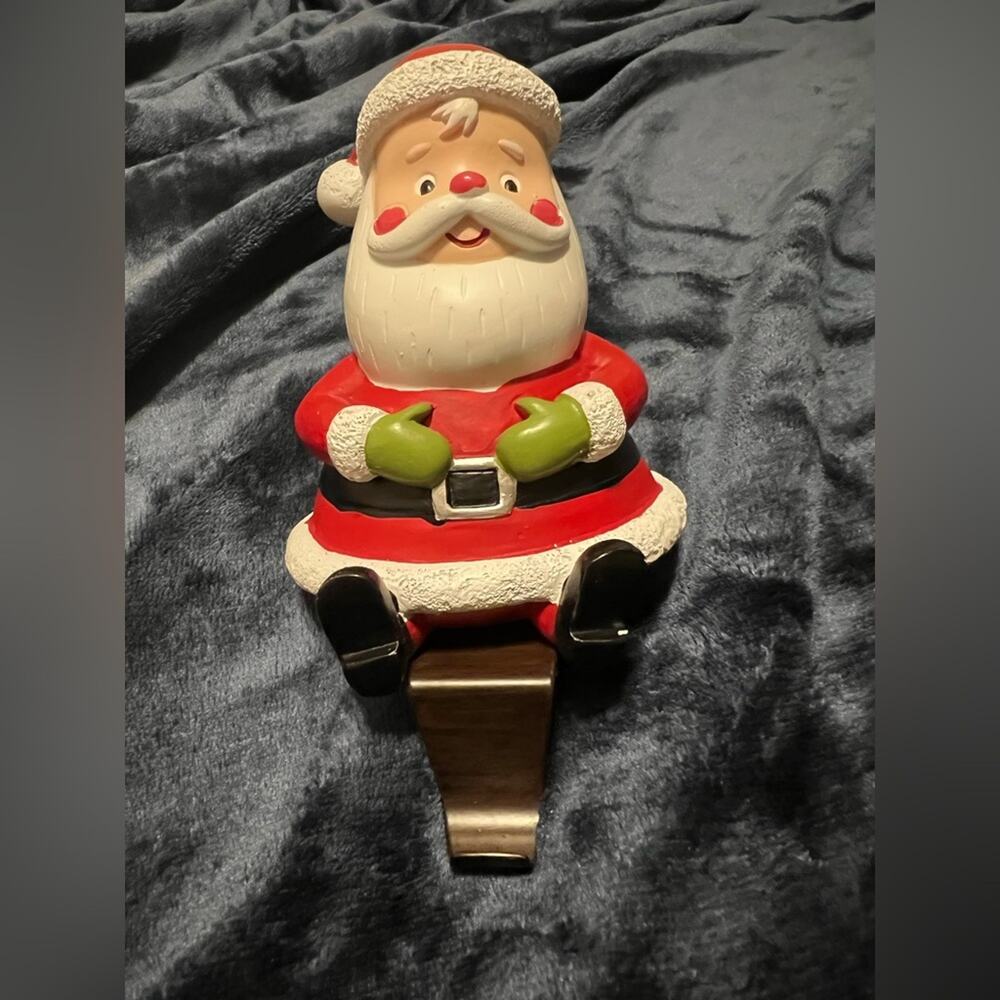 Santa Claus Stocking Holder Ceramic Heavy Mantel Hook Christmas Decor 5” EUC